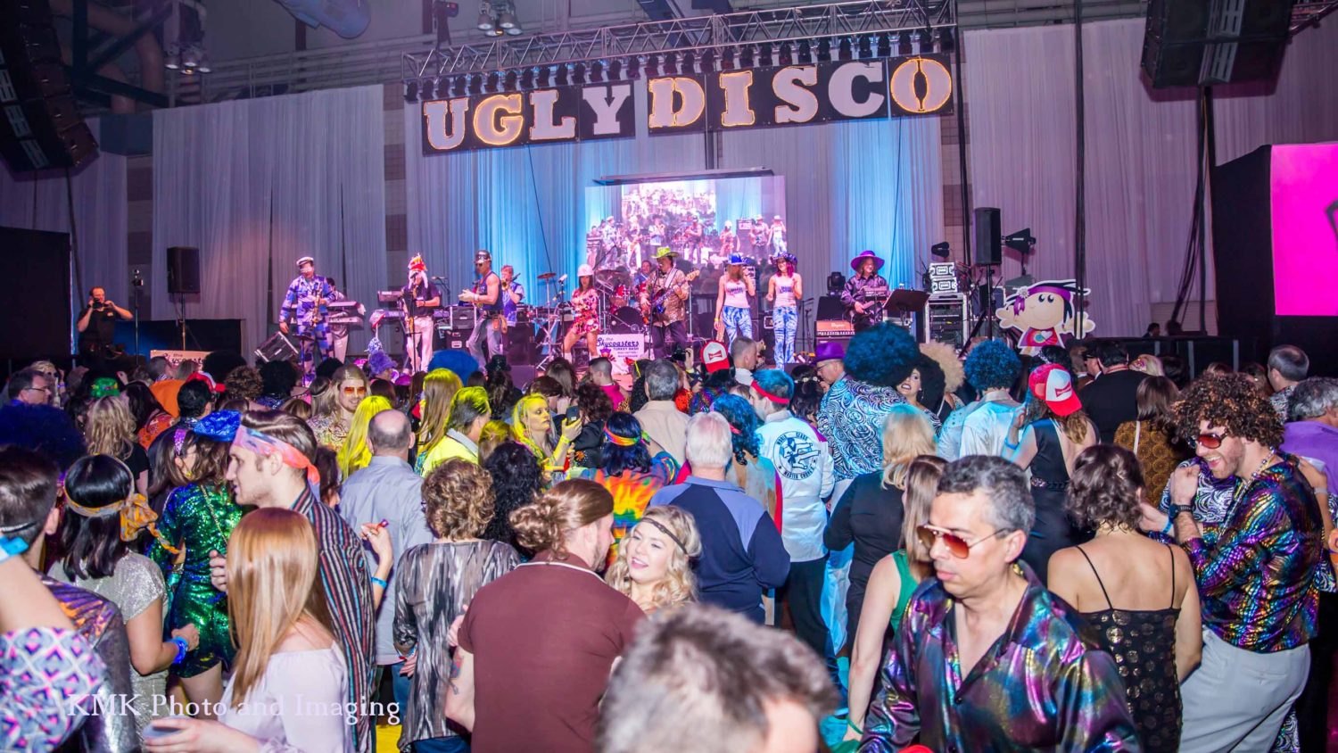 Photo's & Video Ugly DiscoUgly Disco